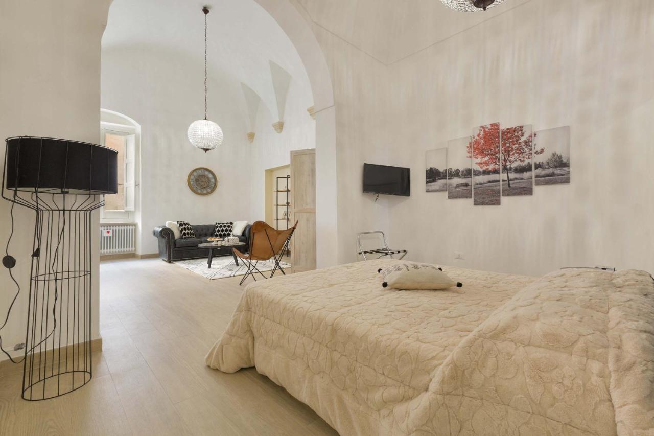 דירות לצ'ה Porta Del Duomo Luxury By Barbarhouse מראה חיצוני תמונה